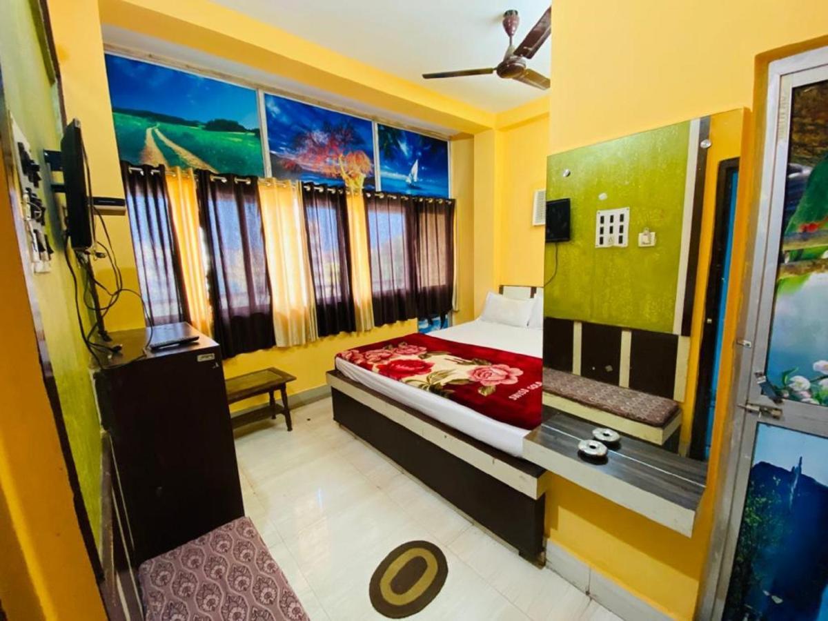 Staymaker Hotel Prerana ธาราพิธ ภายนอก รูปภาพ