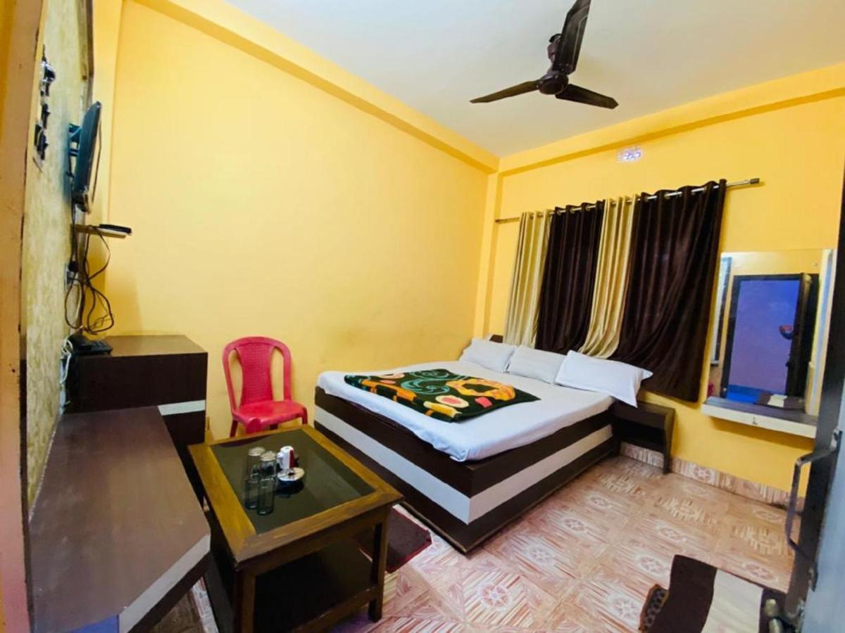 Staymaker Hotel Prerana ธาราพิธ ภายนอก รูปภาพ